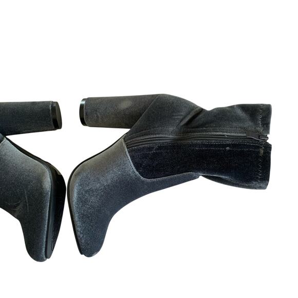 Forever Gray Velour Block Heel Almond Shaped Toe Sock Ankle Booties Size 6.5 - Picture 3 of 11